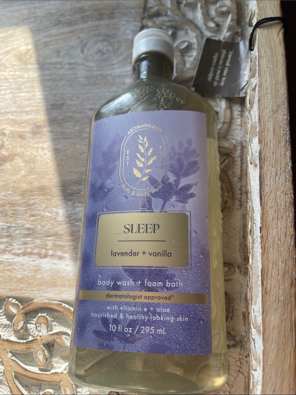 Bath & Body Works Lavender + Vanilla Sleep Body Wash in Purple Bottle